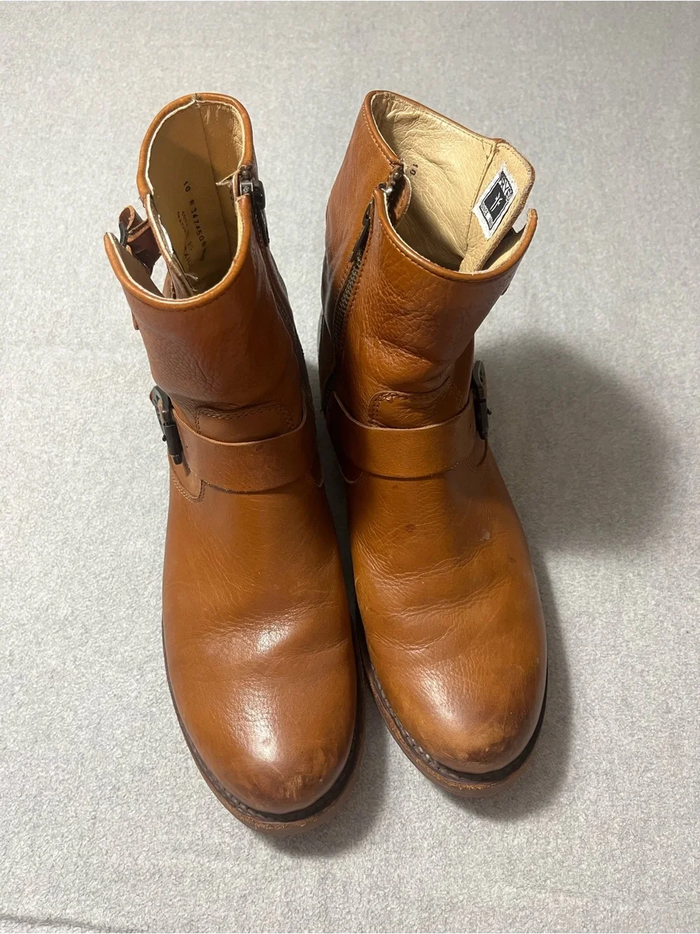 Frye premium cognac
